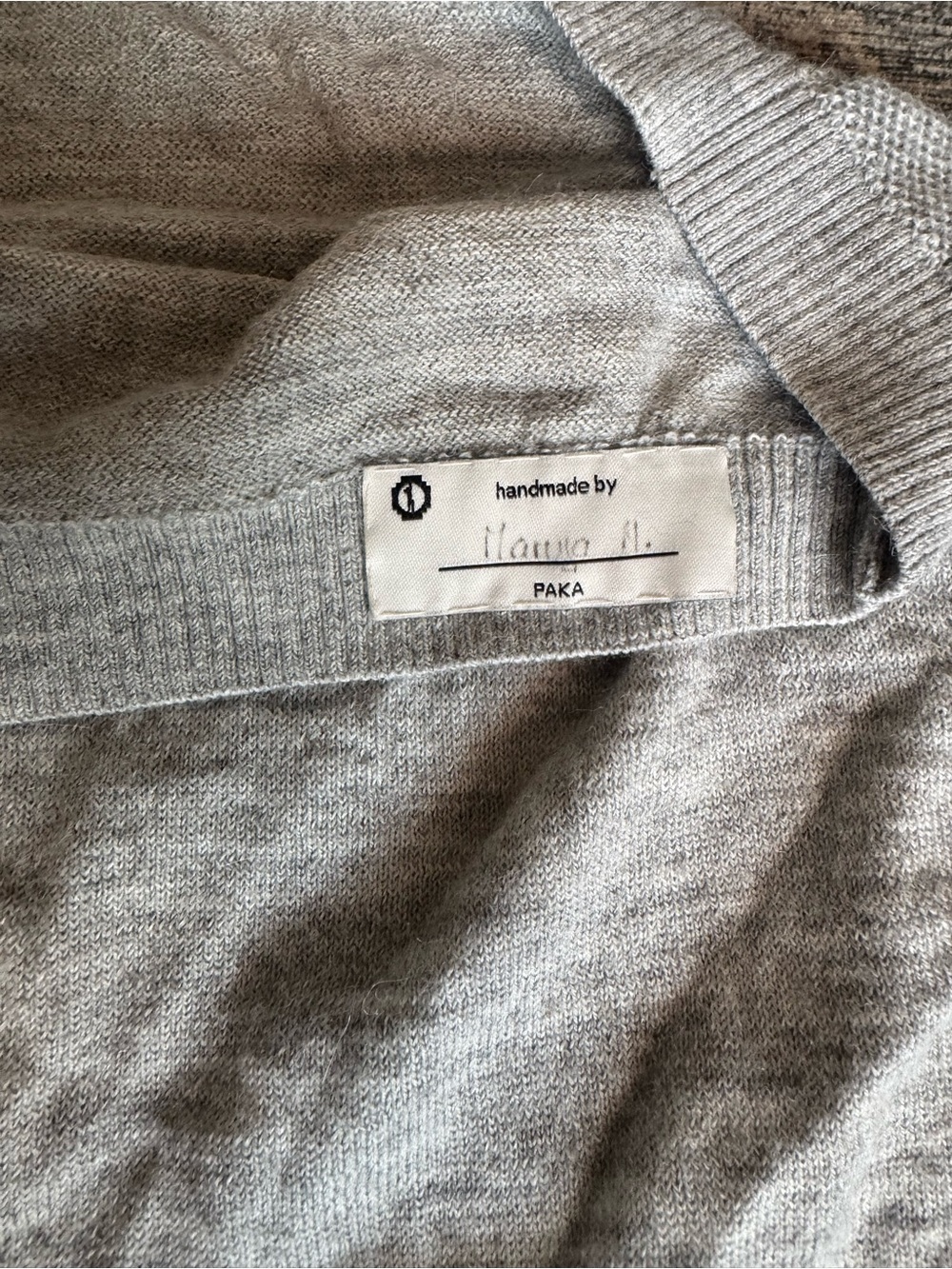 Paka Apparel lightweight crew alpaca sweater in light gray - Picture 5 of 6